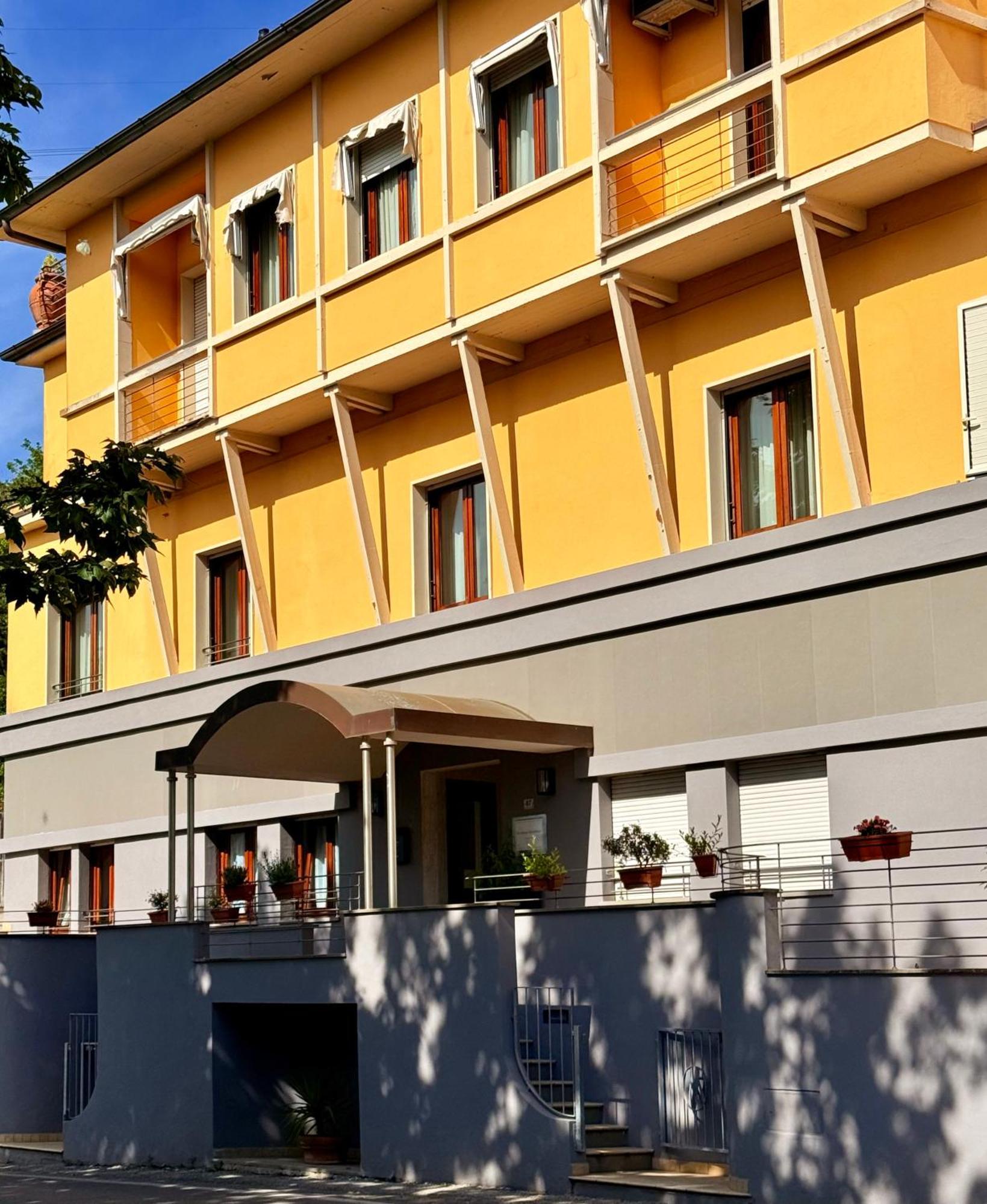 Residence Montefiore San Baronto Exterior photo